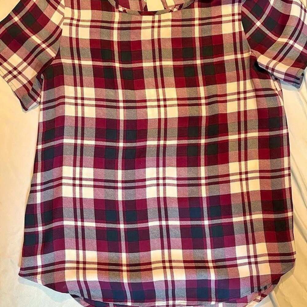 Abound Plaid Keyhole Back Short Sleeve Blouse Burgundy White Size L
